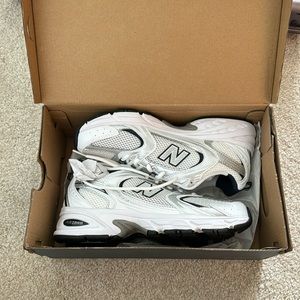 New balance 530 running shoes